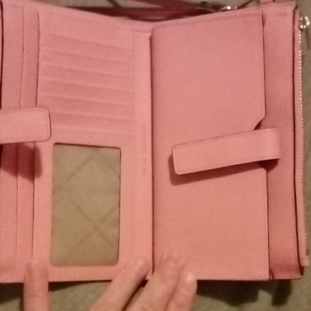 Wristlet - Picture 3 of 7